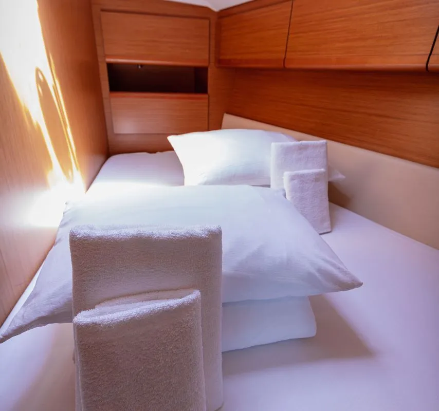Cabin on Ana B., a Jeanneau Sun Odyssey 49i sailboat at Seget Donji, Croatia