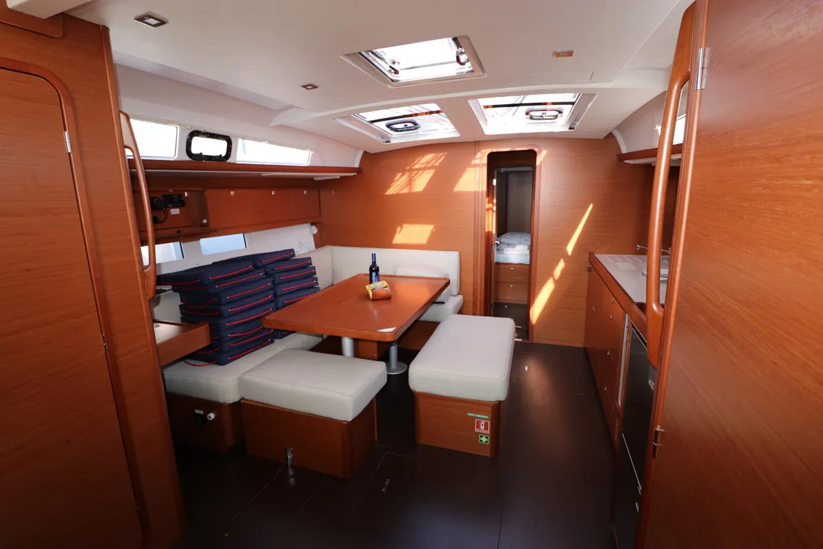 Salon of Esra, a Dufour 460 GL sailboat at Grad Kaštela, Croatia