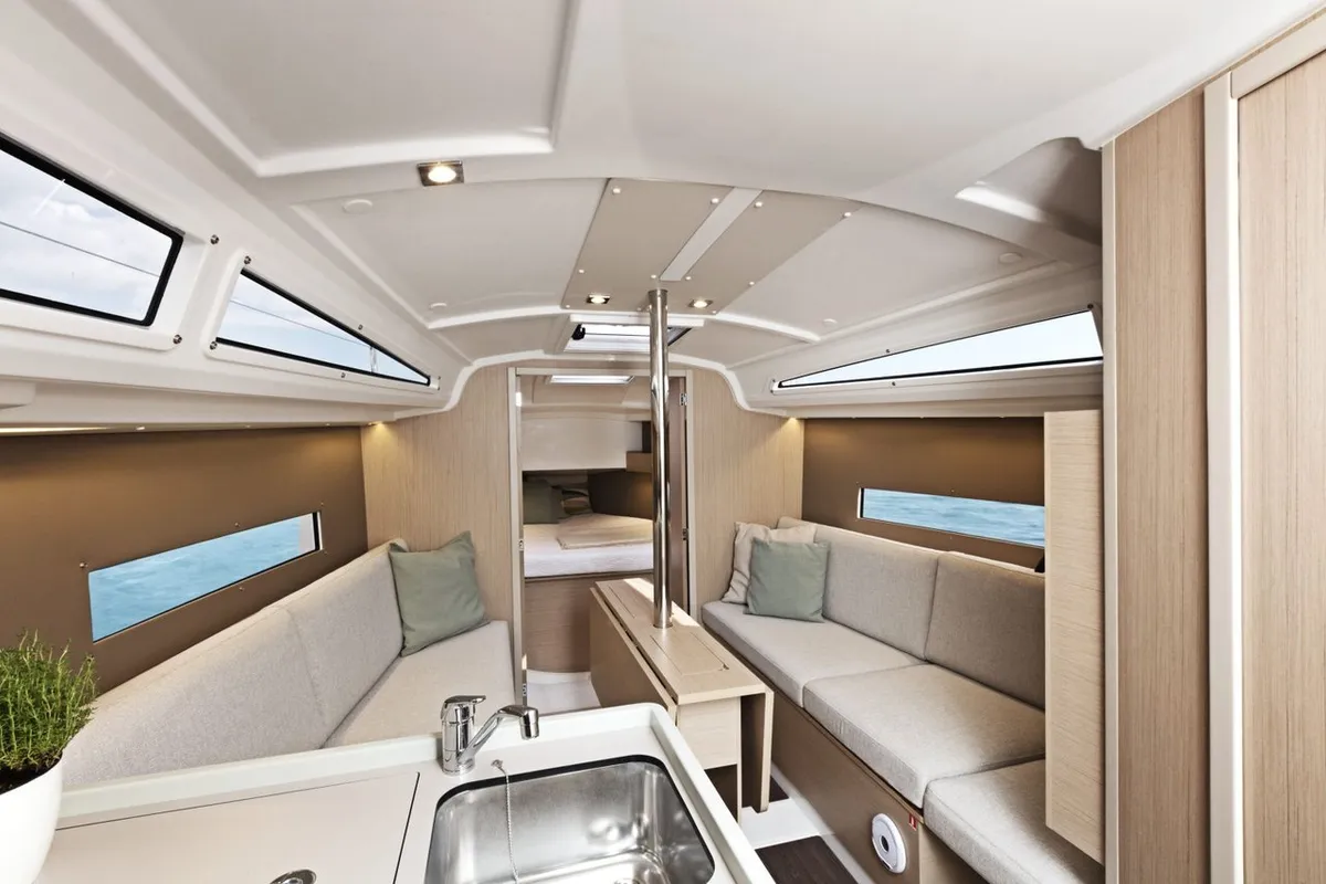 Salon of Petite Marie, a Beneteau Oceanis 30.1 sailboat at La Rochelle, France