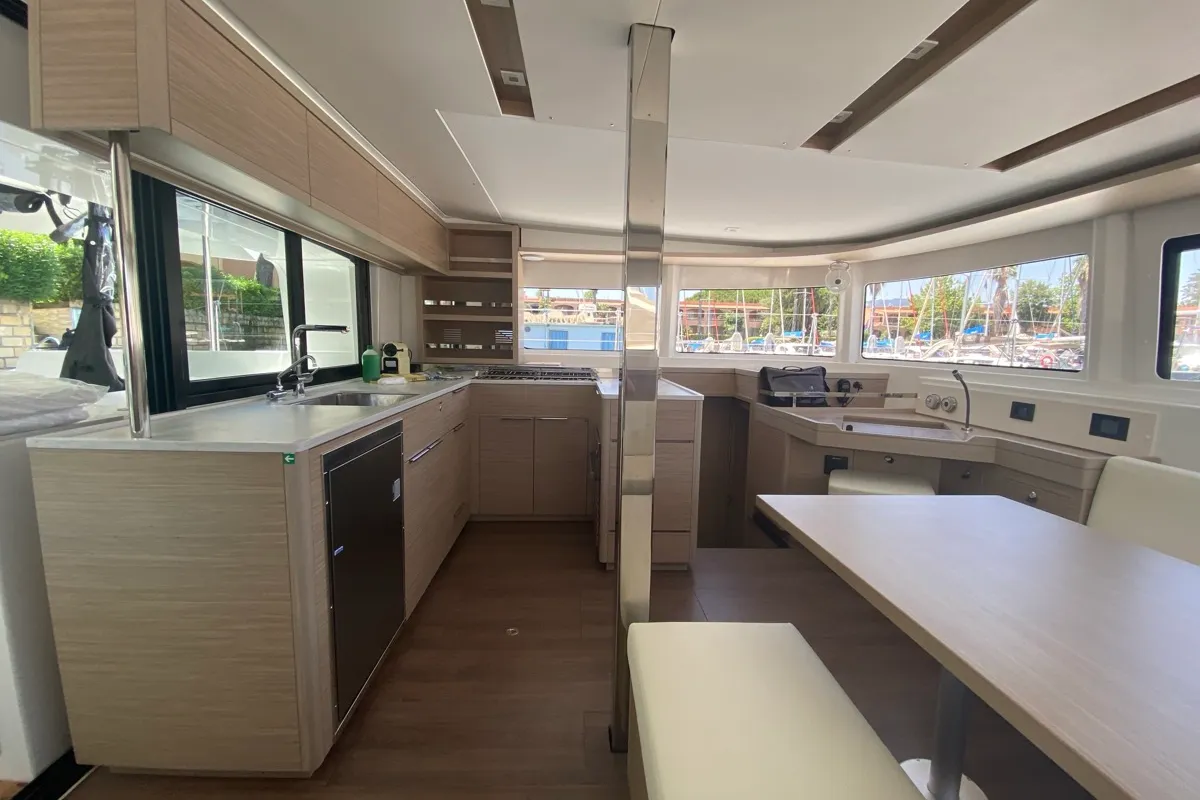 Salon of Sestante, a Lagoon 46 catamaran at Tonnarella, Italy
