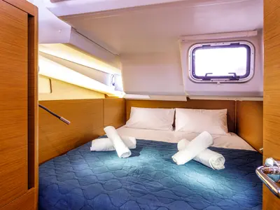 Cabin on Crane, a Jeanneau Sun Odyssey 440 sailboat at Benitses, Greece