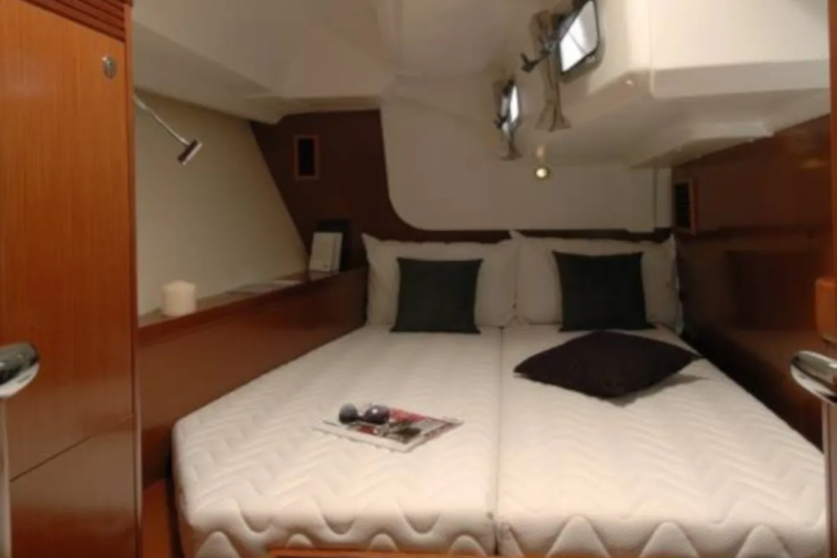 Cabin on Flying Colours, a Beneteau Oceanis 50 Family sailboat at Sukošan, Croatia