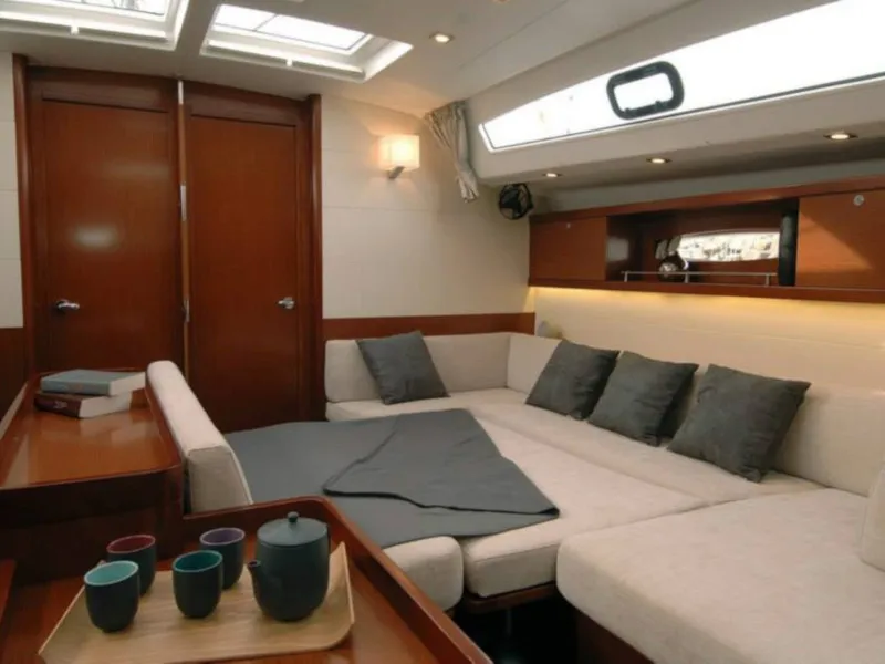 Salon of Flying Colours, a Beneteau Oceanis 50 Family sailboat at Sukošan, Croatia