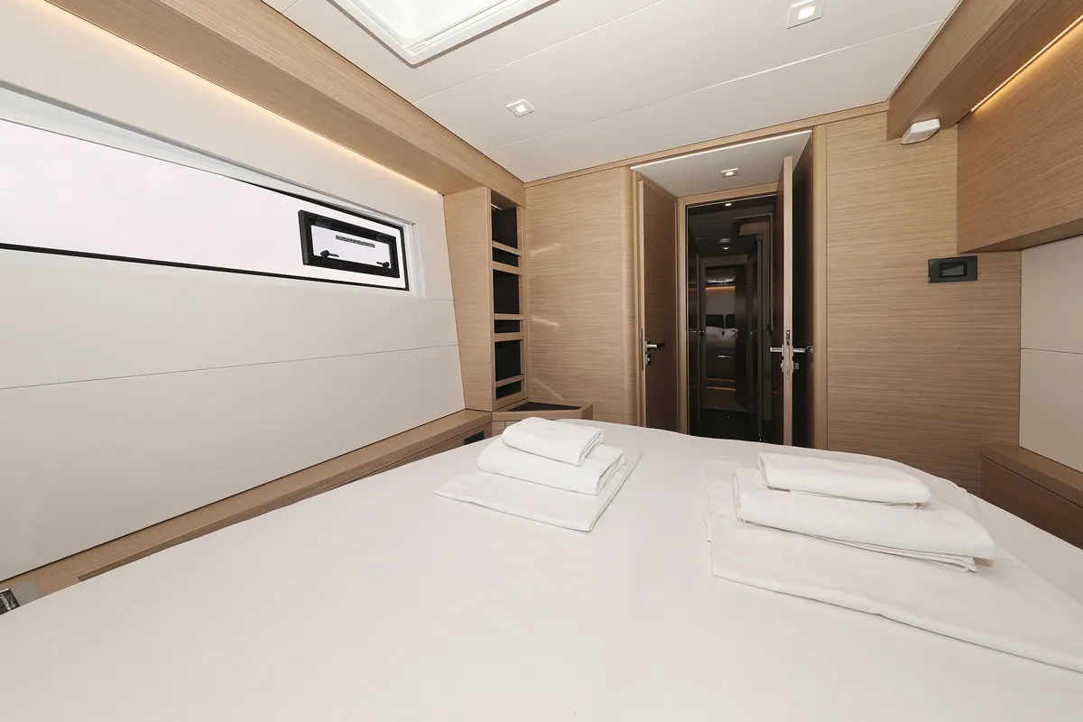 Cabin on Hattori Hanzō, a Lagoon 51 catamaran at Općina Sukošan, Croatia