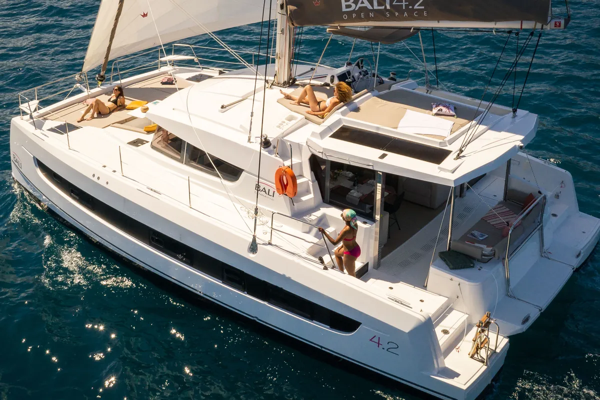 Exterior view of Zéphire II, a Bali 4.2 catamaran at Saint-Mandrier-sur-Mer, France