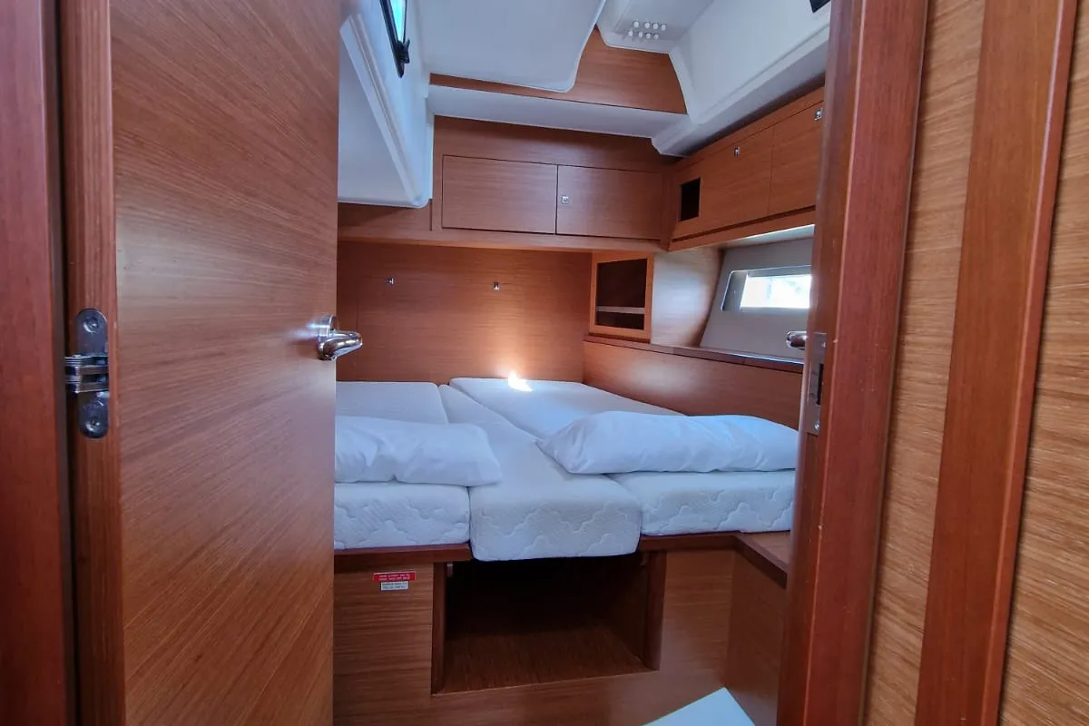 Cabin on Albus, a Dufour 530 sailboat at Tonnarella, Italy