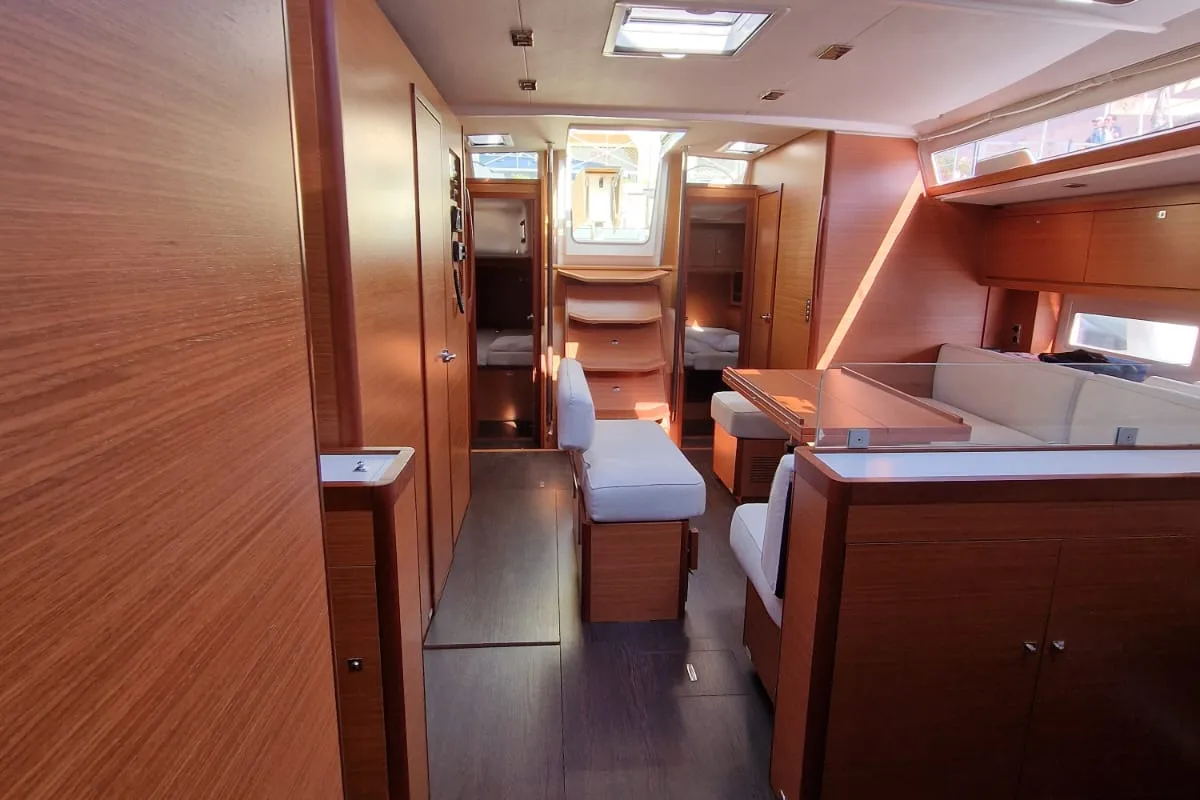 Salon of Albus, a Dufour 530 sailboat at Tonnarella, Italy