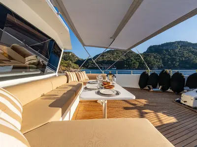 Lila Trawler