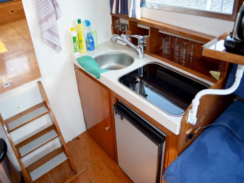 Galley of Woelwater, a De Drait Doerak 850 OK motorboat at Drachten, Netherlands