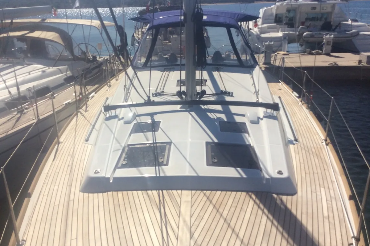 Deck of Alfa Centauri I, a Beneteau Oceanis 45 sailboat at Olbia, Italy