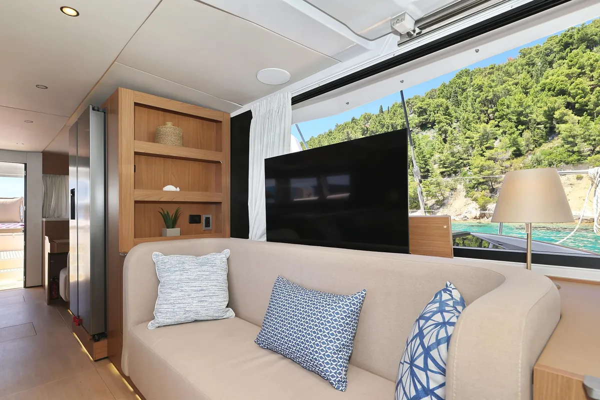 Voilà, a Bali 5.2 catamaran at Grad Kaštela, Croatia