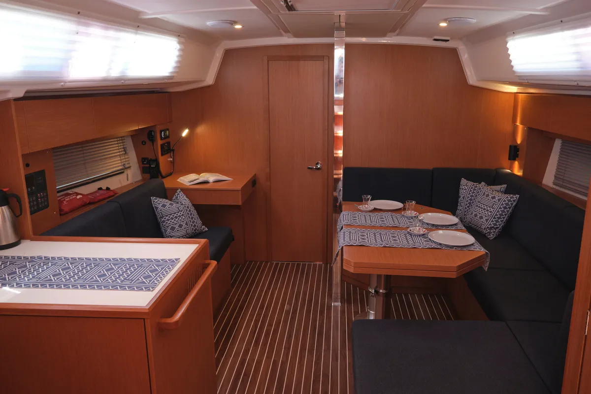 Salon of Selene, a Bavaria C42 sailboat at Fethiye, Turkey
