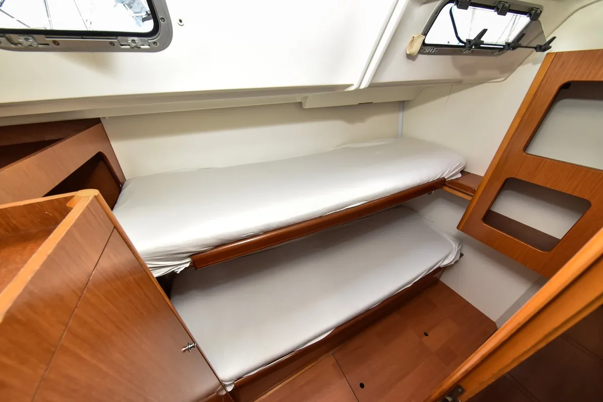 Cabin on Principessa, a Beneteau Cyclades 50.5 sailboat at Općina Sukošan, Croatia
