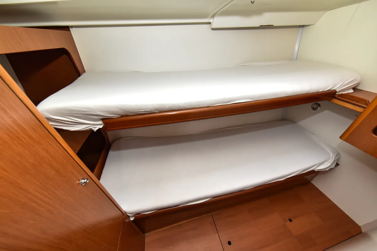 Cabin on Principessa, a Beneteau Cyclades 50.5 sailboat at Općina Sukošan, Croatia