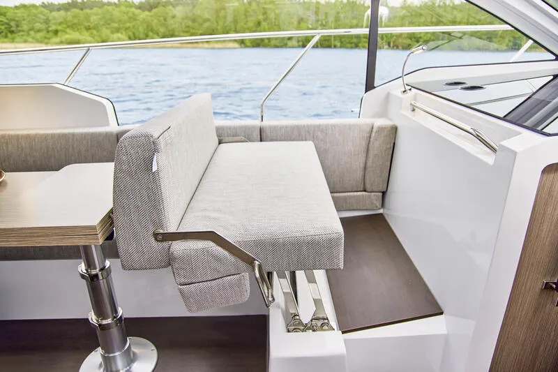 Salon of Min Maity, a Sealine C335 motorboat at Grad Pula, Croatia