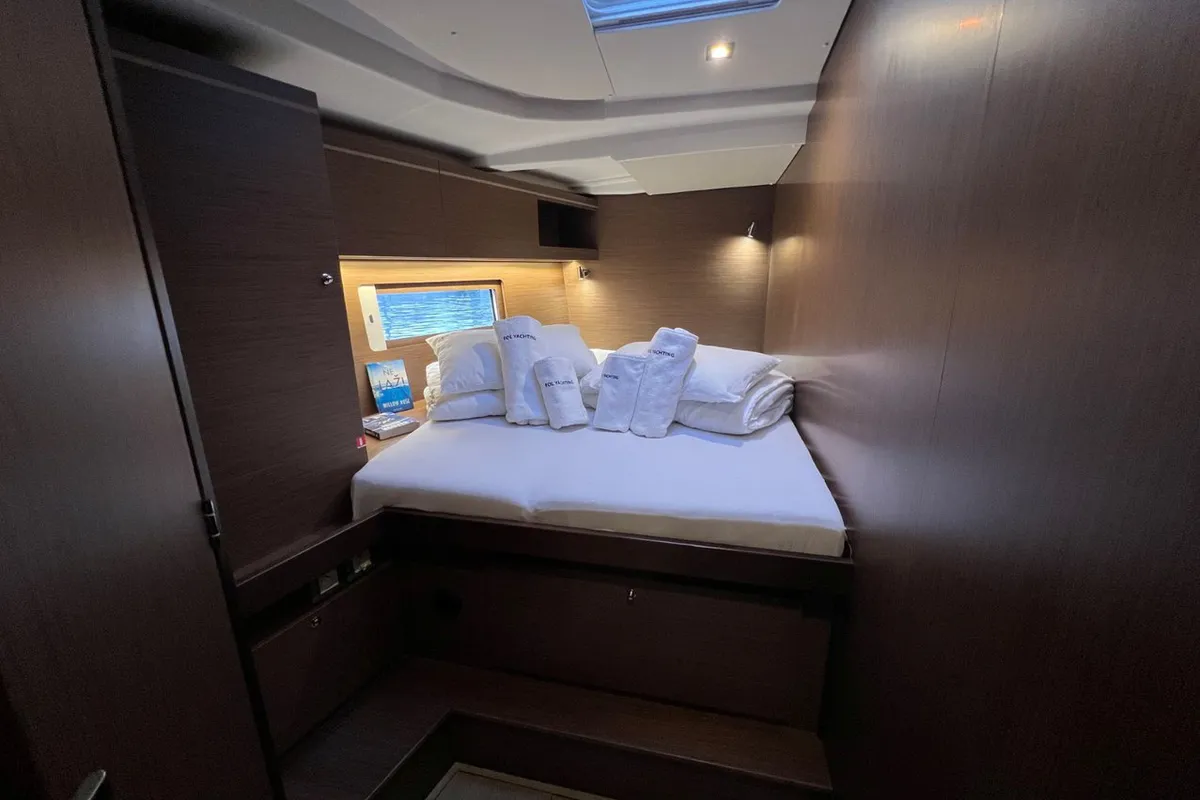 Cabin on Panda II, a Beneteau Oceanis 51.1 sailboat at Grad Pula, Croatia