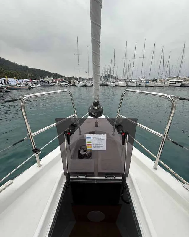 Deck of ELIFOZZI, a Bavaria C46 sailboat at Fethiye, Turkey