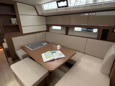 Salon of ELIFOZZI, a Bavaria C46 sailboat at Fethiye, Turkey