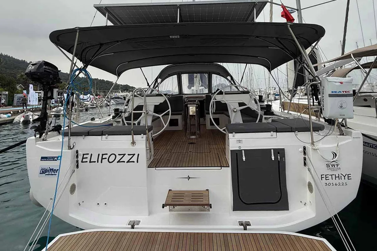 Cockpit of ELIFOZZI, a Bavaria C46 sailboat at Fethiye, Turkey