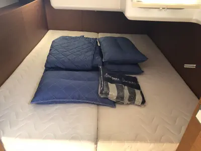 Cabin on Kos 440.3, a Jeanneau Sun Odyssey 440 sailboat at Athens, Greece