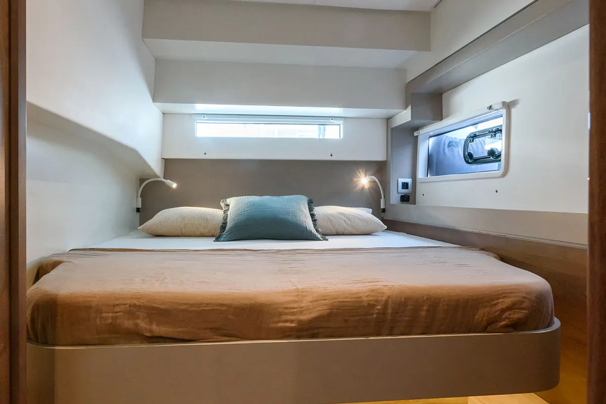 Cabin on Orsa 5, a Bali 4.2 catamaran at Cannigione, Italy
