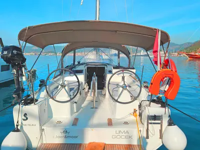 Cockpit of Lima, a Beneteau Oceanis 30.1 sailboat at Marmaris, Turkey