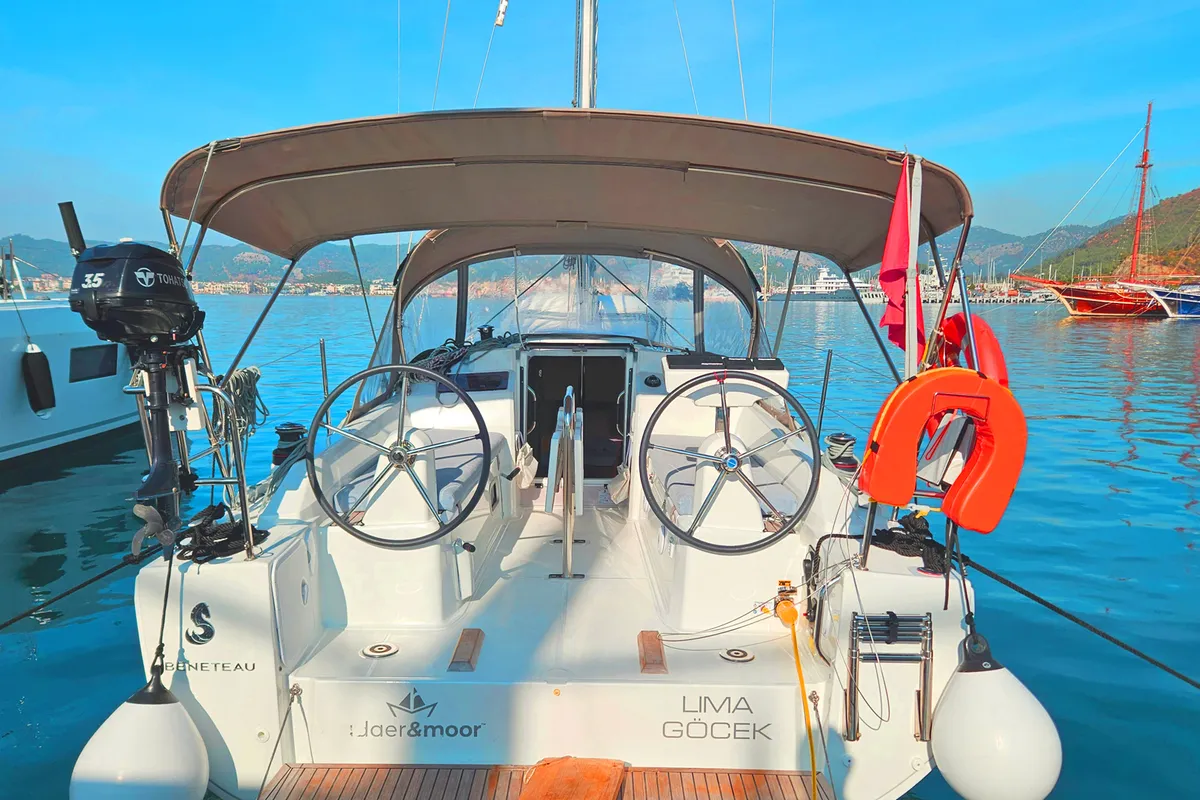 Cockpit of Lima, a Beneteau Oceanis 30.1 sailboat at Marmaris, Turkey