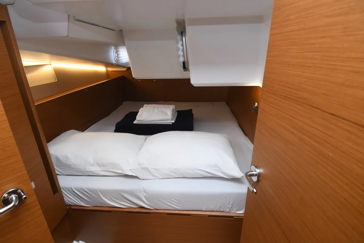 Cabin on Caruso, a Jeanneau Sun Odyssey 490 sailboat at Dubrovnik, Croatia