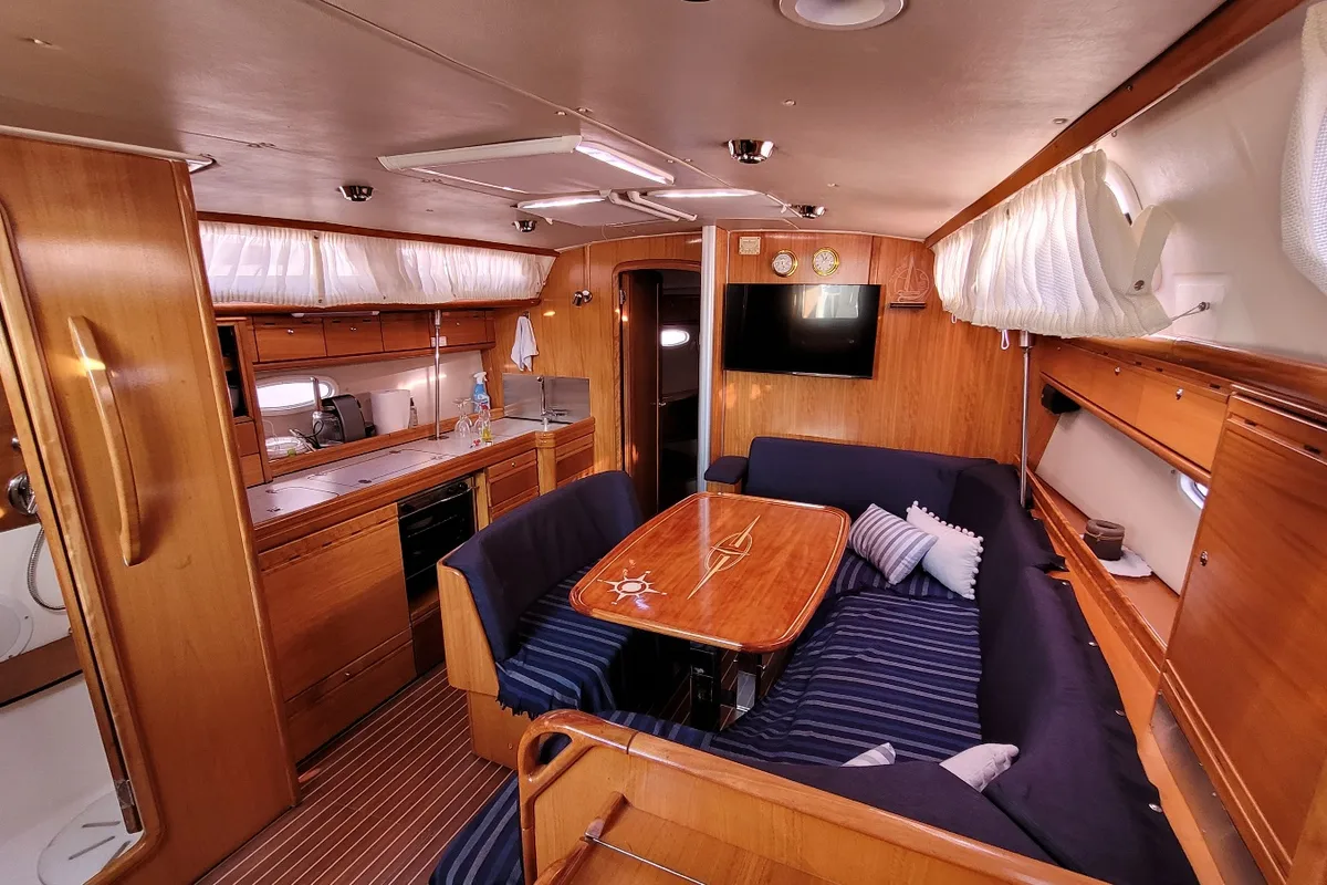 Salon of Black Pearl, a Bavaria 40 sailboat at Athens, Greece
