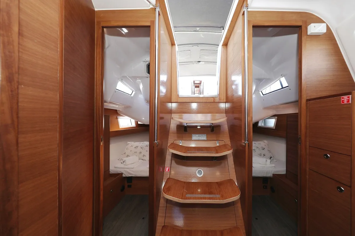 Cabin on Eliana, a Elan Impression 40.1 sailboat at Pirovac, Croatia