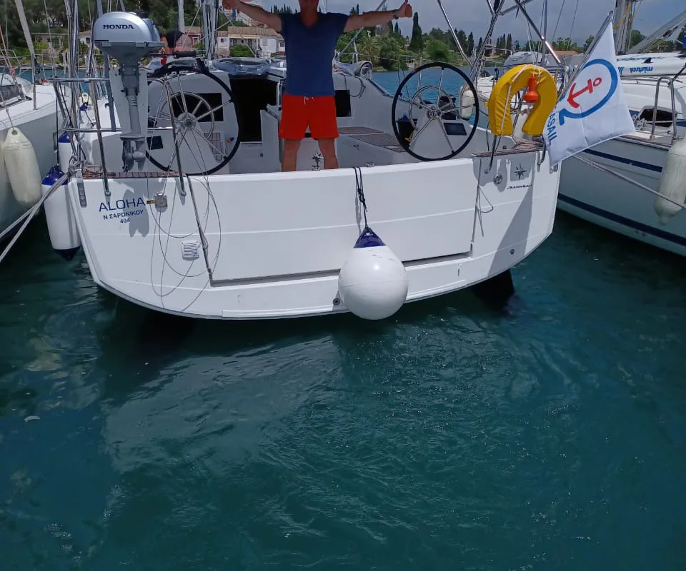 Exterior view of Aloha, a Jeanneau Sun Odyssey 410 sailboat at Kontokali, Greece