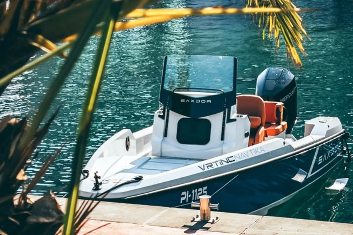Exterior view of Vrtinc, a Saxdor 200 motorboat at Općina Sukošan, Croatia