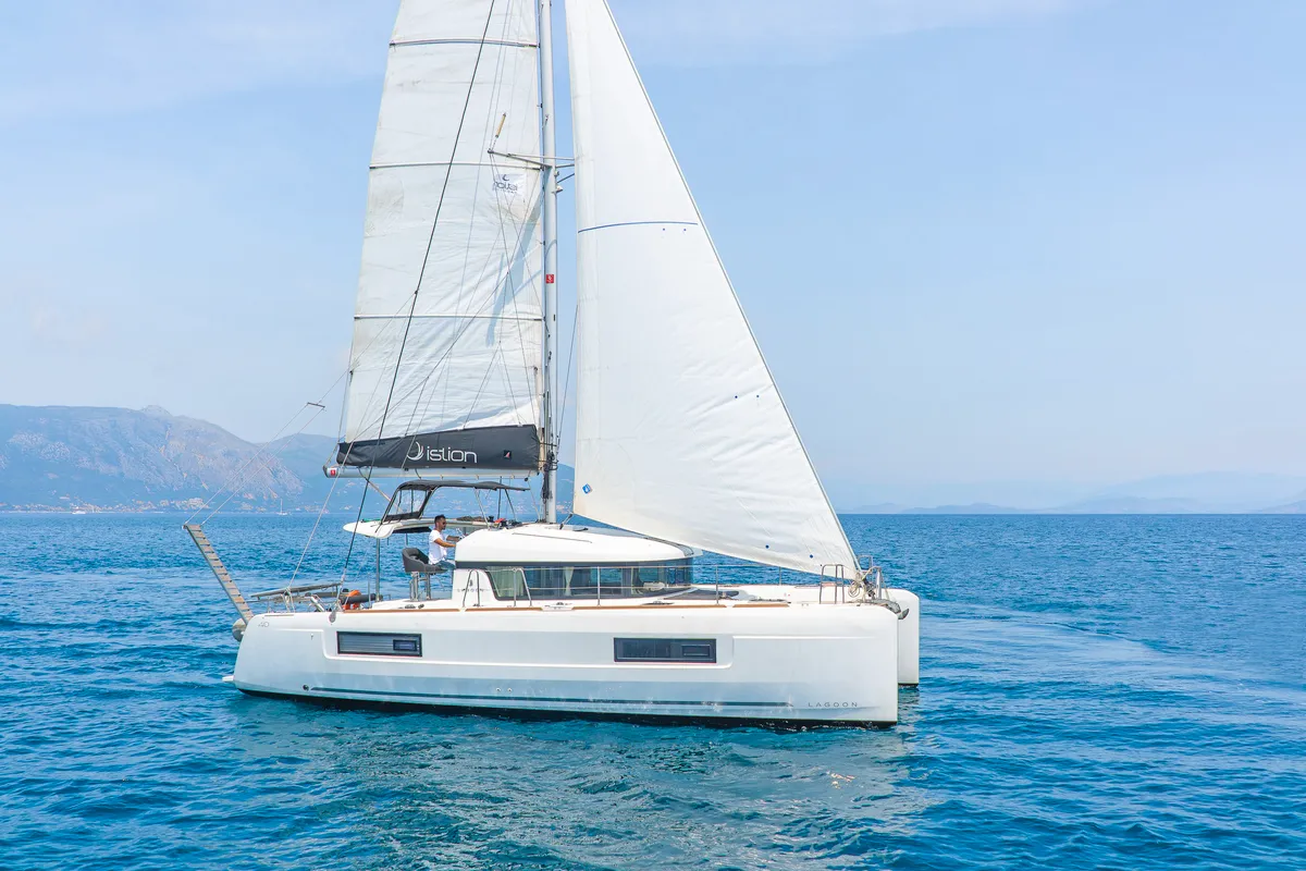 Exterior view of Thalasea, a Lagoon 40 catamaran at Kontokali, Greece