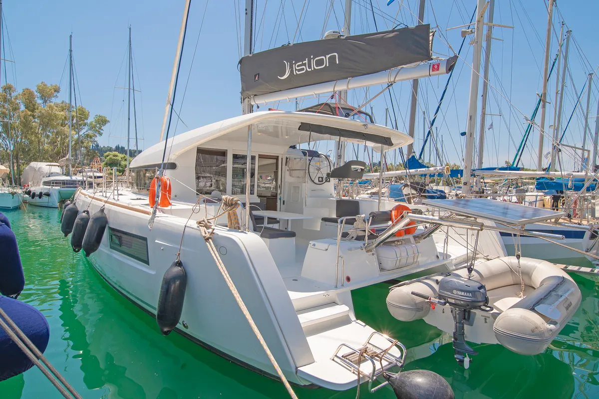 Exterior view of Thalasea, a Lagoon 40 catamaran at Kontokali, Greece