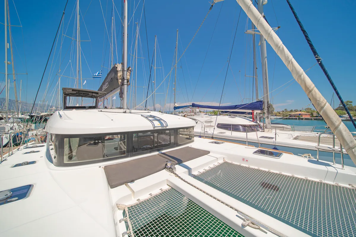 Deck of Thalasea, a Lagoon 40 catamaran at Kontokali, Greece