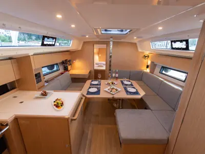 Salon of Karpouzi, a Bavaria C42 sailboat at Preveza, Greece
