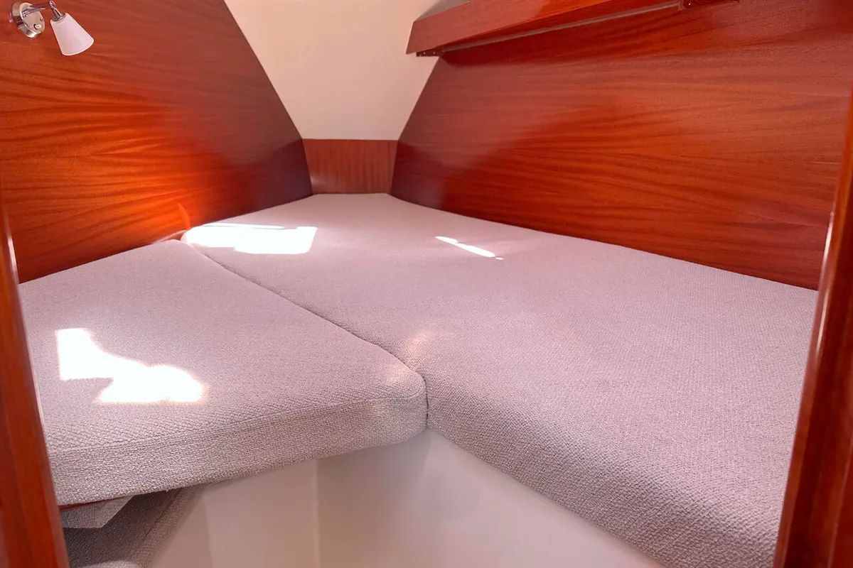 Cabin on Mizar, a Hanse 315 sailboat at Barth, Germany