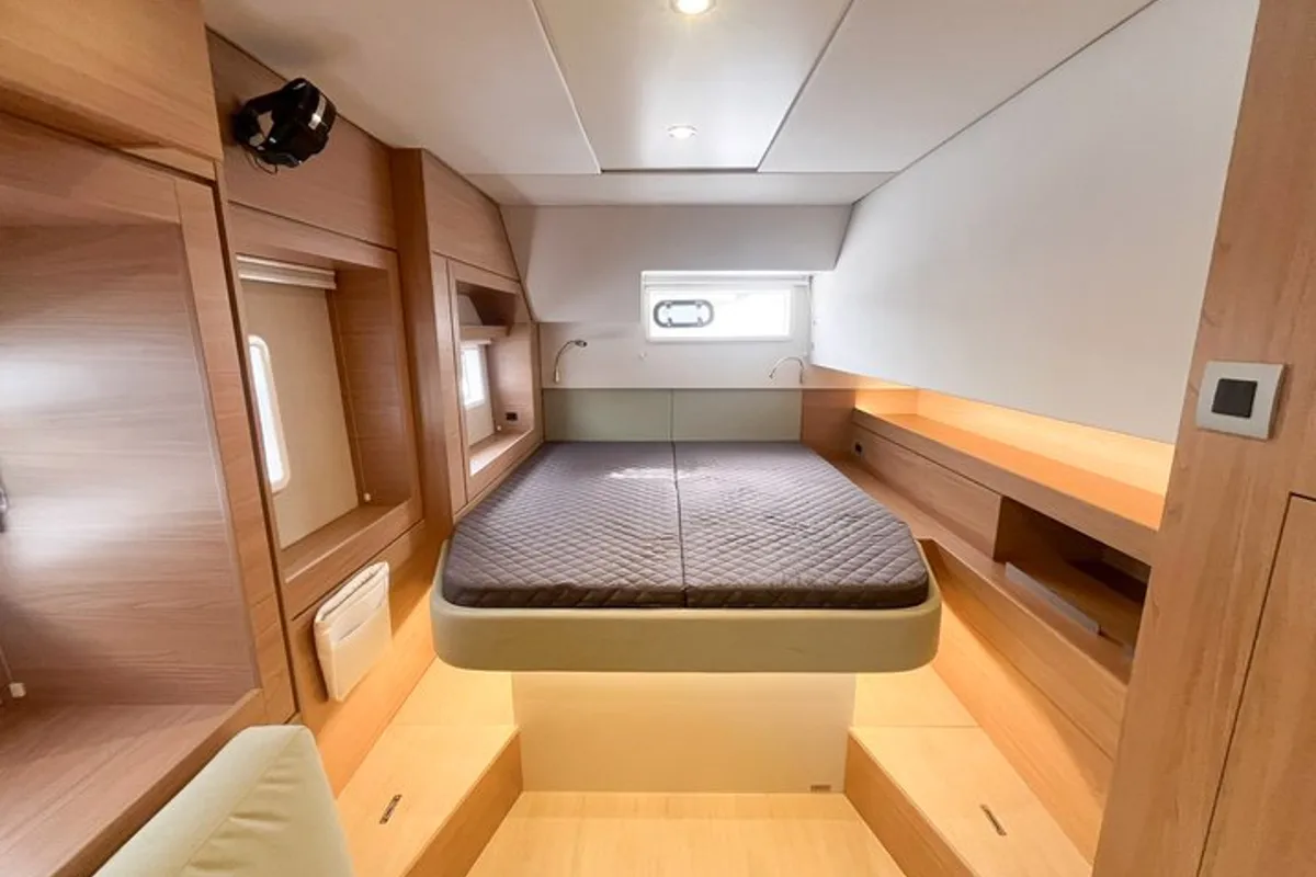 Cabin on Queen Mary, a Bali 4.6 - 4 cab. OW catamaran at Hyères, France