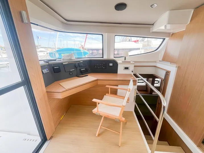 Salon of Queen Mary, a Bali 4.6 - 4 cab. OW catamaran at Hyères, France