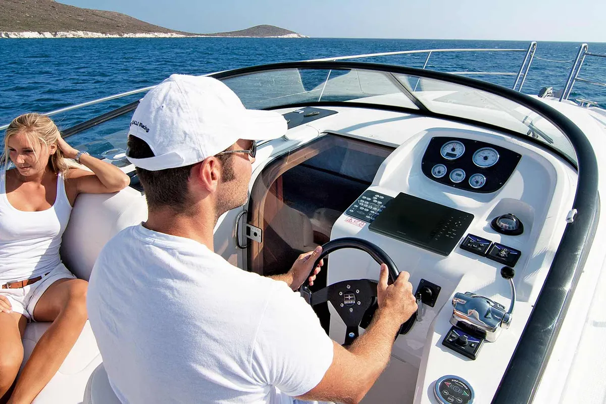 Cockpit of Palma, a Bavaria S29+ motorboat at Grad Pula, Croatia