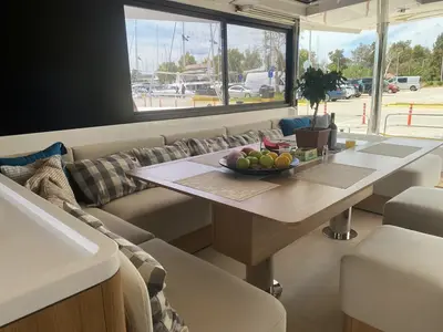 Salon of Bali 5.8 - 6 + 2 cab., a catamaran at Athens, Greece