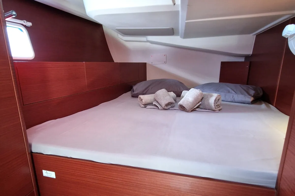 Cabin on Charles, a Hanse 508 sailboat at Thessaloniki, Greece