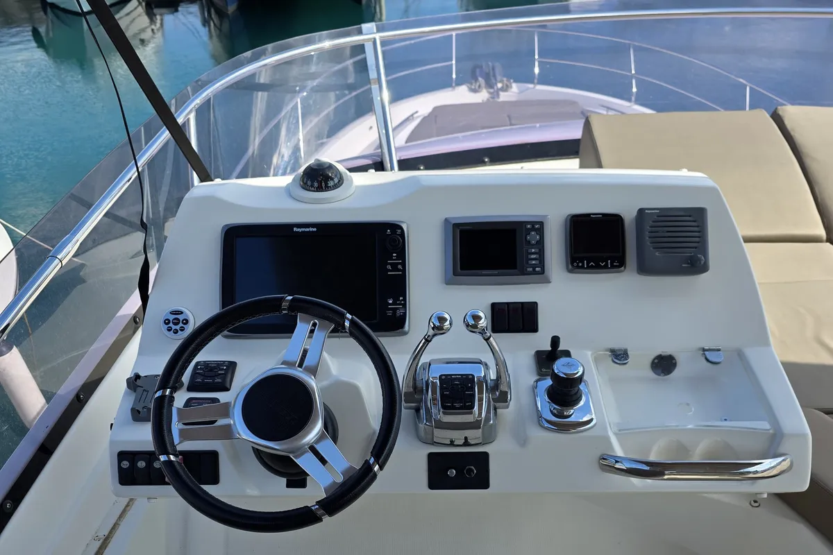 Cockpit of Very Bery, a Prestige 550 Fly motorboat at Primošten, Croatia