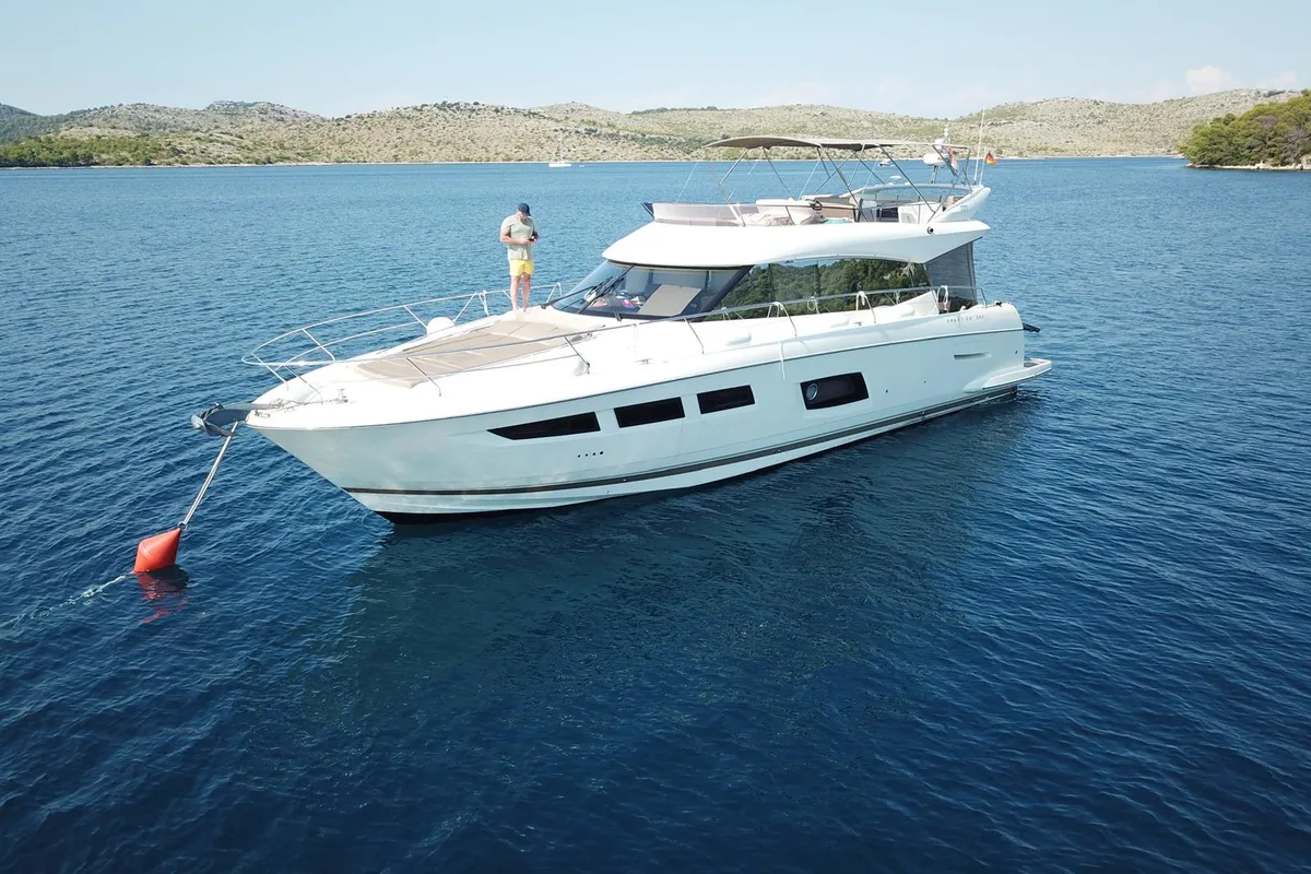 Exterior view of Very Bery, a Prestige 550 Fly motorboat at Primošten, Croatia
