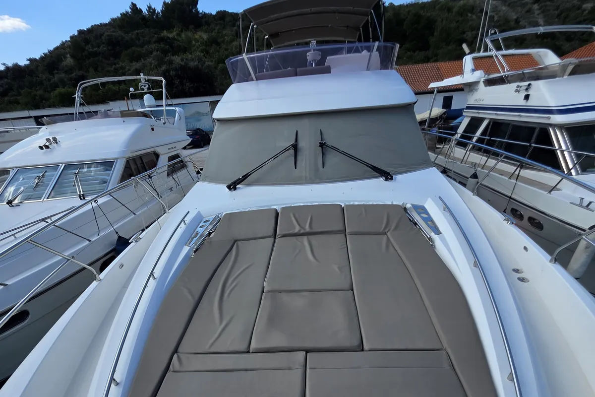 Deck of Very Bery, a Prestige 550 Fly motorboat at Primošten, Croatia