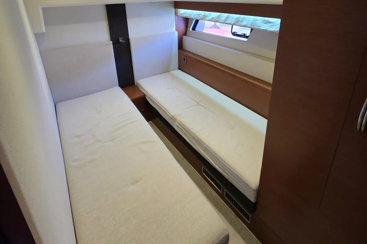 Cabin on Very Bery, a Prestige 550 Fly motorboat at Primošten, Croatia