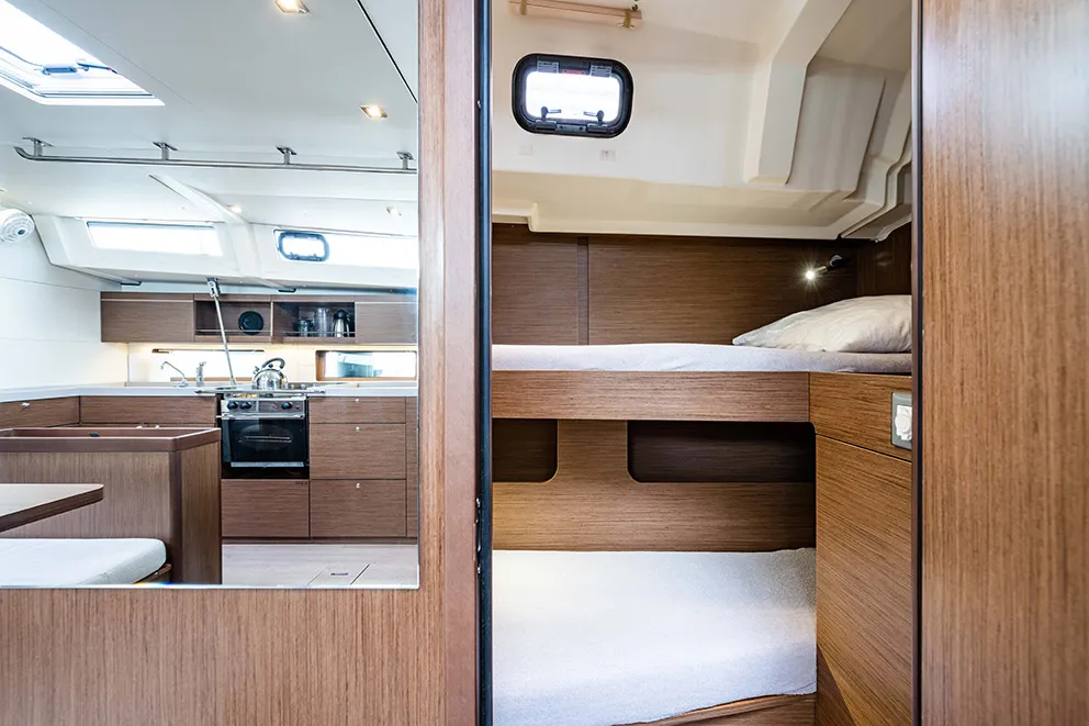 Cabin on Esperanza, a Beneteau Oceanis 46.1 sailboat at Lavrion, Greece