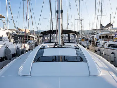 Deck of Esperanza, a Beneteau Oceanis 46.1 sailboat at Lavrion, Greece