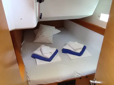 Cabin on Rodi, a Jeanneau Sun Odyssey 469 sailboat at Volos Municipality, Greece