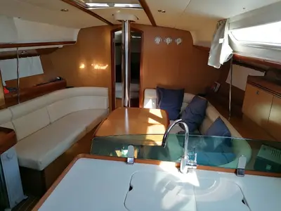 Salon of Xenia, a Jeanneau Sun Odyssey 39i sailboat at Piombino, Italy